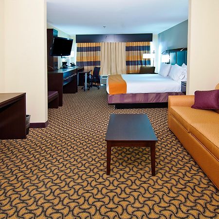Holiday Inn Express & Suites Jackson/Pearl International Airport Buitenkant foto