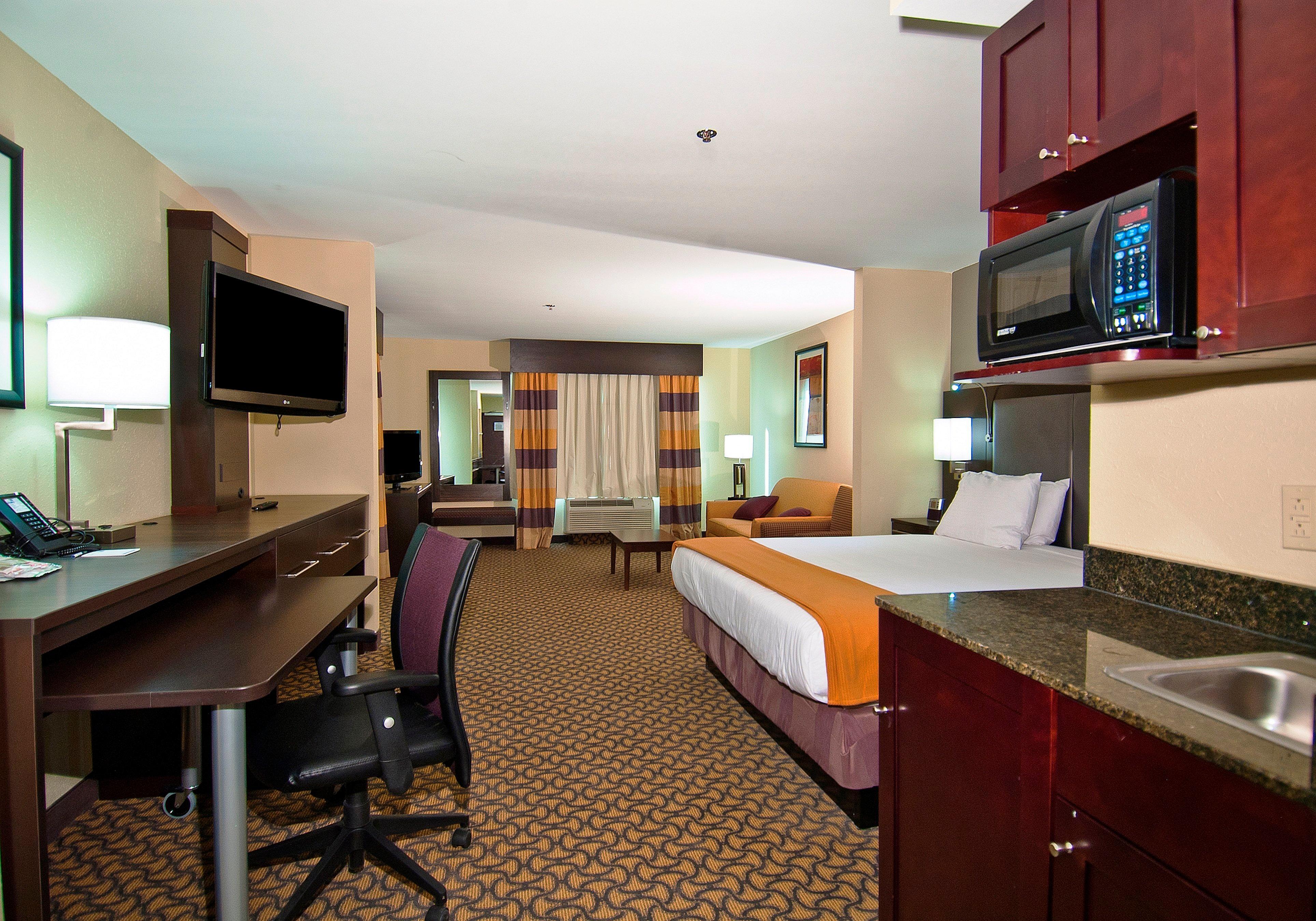 Holiday Inn Express & Suites Jackson/Pearl International Airport Buitenkant foto