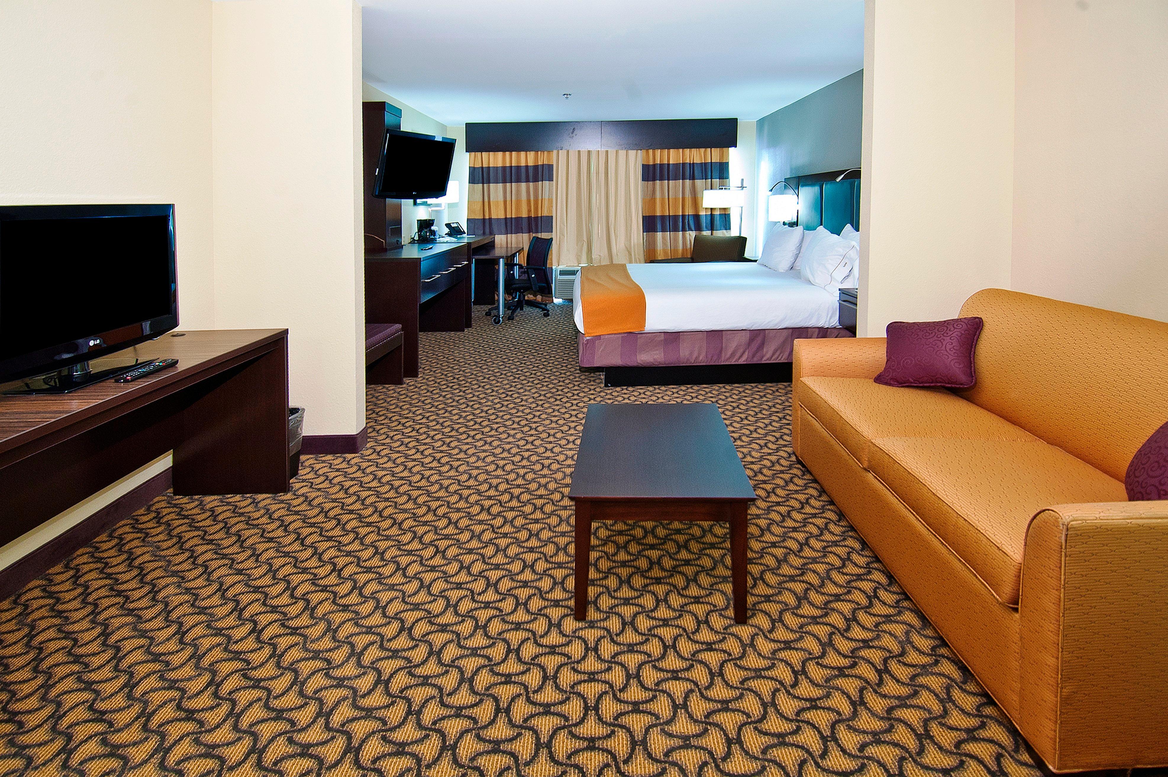 Holiday Inn Express & Suites Jackson/Pearl International Airport Buitenkant foto