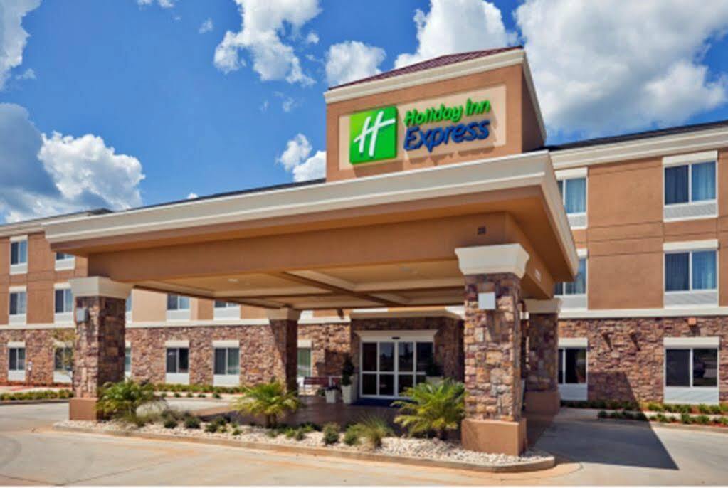 Holiday Inn Express & Suites Jackson/Pearl International Airport Buitenkant foto